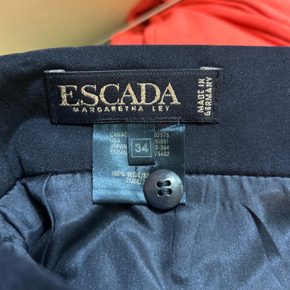 VINTAGE ESCADA SKIRT - Picture 4 of 5
